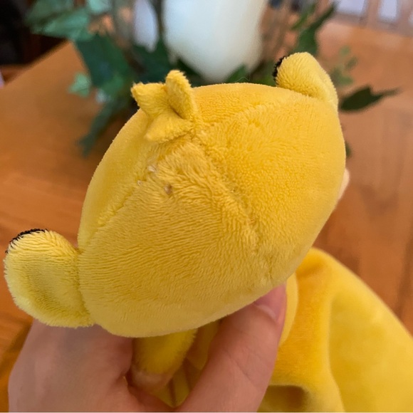 The Lion King Simba Itty Bitty Lovey Blanket - Picture 3 of 5